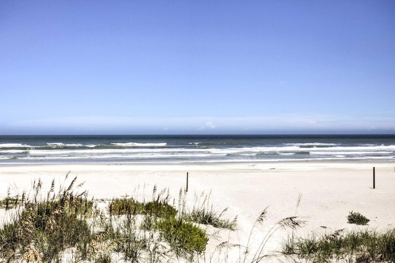 New Smyrna Beach Abode With Fire Pit, Walk To Beach! Villa Luaran gambar