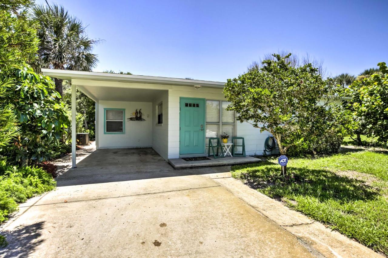 New Smyrna Beach Abode With Fire Pit, Walk To Beach! Luaran gambar
